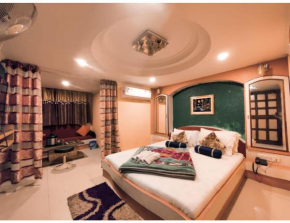 Hotel Prateek, Pachmarhi